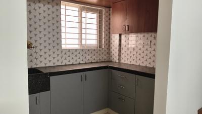 Kitchen Image of 600 Sq.ft 1 BHK Builder Floor for rent in Yemalur Bengaluru for Rs. 28000