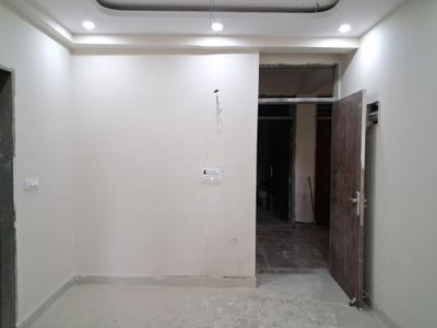 Living Room Image of 980 Sq.ft 2 BHK Apartment / Flat for sale in GCM Gomati Apartment, Sector 49 Noida for Rs. 4125000