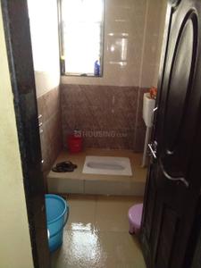 Bathroom Image of 725 Sq.ft 1 BHK Independent House for rent in Hadapsar Pune for Rs. 15500
