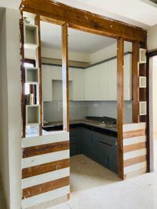 Kitchen Image of 950 Sq.ft 2 BHK Apartment / Flat for sale in Sector 104 Noida for Rs. 5500000