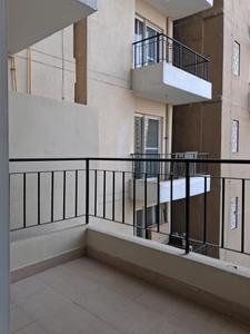 Living Room Image of 1375 Sq.ft 3 BHK Apartment / Flat for sale in Amrapali Crystal Homes Phase 1, Sector 76 Noida for Rs. 16000000