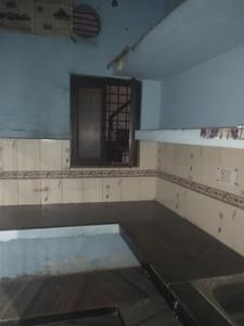 Kitchen Image of 400 Sq.ft 2 BHK Independent House for rent in Palam Vihar Extension Gurgaon for Rs. 7000