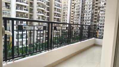 Balcony Image of 1495 Sq.ft 3 BHK Apartment / Flat for rent in Gulshan Ikebana, Sector 143 Noida for Rs. 35000