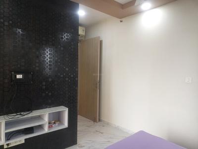 Bedroom Image of 809 Sq.ft 2.5 BHK Apartment / Flat for sale in Neumec Shreeji Towers, Antop Hill Mumbai for Rs. 26500000