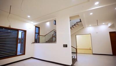 Hall Image of 5000 Sq.ft 4 BHK Independent House for sale in Uthandi Chennai for Rs. 60000000