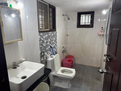 Bathroom Image of 3000 Sq.ft 4 BHK Independent House for rent in Kompally Hyderabad for Rs. 65000