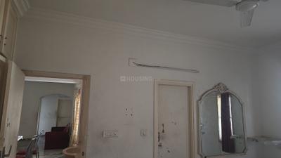 Bedroom Image of 1800 Sq.ft 3 BHK Apartment / Flat for rent in Paldi Ahmedabad for Rs. 40000