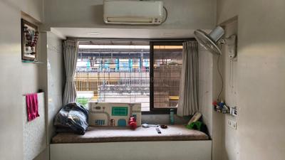 Bedroom Image of 390 Sq.ft 1 RK Apartment / Flat for sale in Borivali West Mumbai for Rs. 6800000