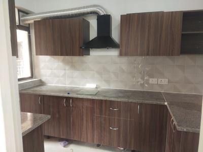 Kitchen Image of 1600 Sq.ft 3 BHK Apartment / Flat for rent in RG Luxury, Noida Extension Greater Noida for Rs. 23500