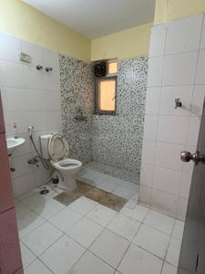 Bathroom Image of 1750 Sq.ft 3 BHK Apartment / Flat for rent in New Town Kolkata for Rs. 31000