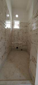 Bathroom Image of 900 Sq.ft 2 BHK Apartment / Flat for sale in Haltu Kolkata for Rs. 4200000