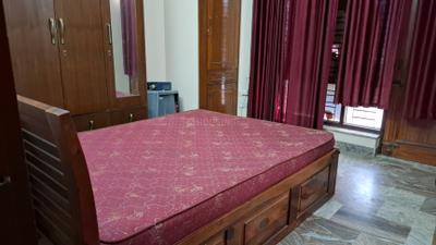 Bedroom Image of 1300 Sq.ft 2 BHK Builder Floor for rent in Sector 55 Gurgaon for Rs. 40000