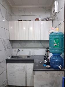 Kitchen Image of 450 Sq.ft 1 RK Builder Floor for rent in Baljit Nagar New Delhi for Rs. 15000