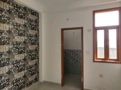 Bedroom Image of 750 Sq.ft 2 BHK Builder Floor for sale in DLF Ankur Vihar Ghaziabad for Rs. 2360004
