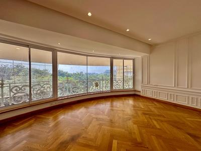 Bedroom Image of 6000 Sq.ft 4 BHK Duplex for sale in Juhu Mumbai for Rs. 420000000