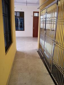 Balcony Image of 1200 Sq.ft 3 BHK Duplex for rent in Nagwa Lanka Varanasi for Rs. 12000