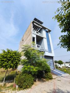 Image of 3500 Sq.ft 7 BHK Independent House for sale in Vasundhara Glory Garden Phase 6, Hatisa Bhagawantpur, Hathras for Rs. 12500000