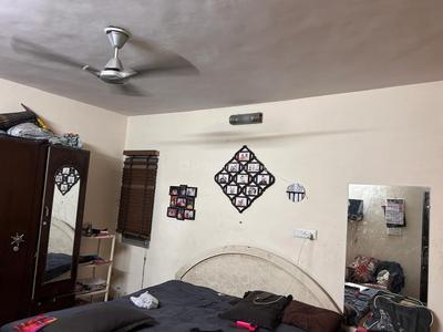 Hall Image of 1350 Sq.ft 3 BHK Apartment / Flat for sale in Purvasha Apartments, Mayur Vihar Phase 1 New Delhi for Rs. 26000000