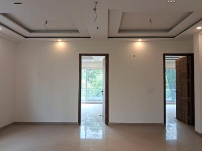 Living Room Image of 1800 Sq.ft 3 BHK Builder Floor for sale in Paschim Vihar New Delhi for Rs. 39000000