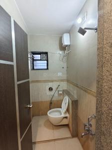 Bathroom Image of 2800 Sq.ft 4 BHK Apartment / Flat for rent in Race Course Vadodara for Rs. 55000