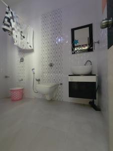 Bedroom Image of 2250 Sq.ft 4 BHK Independent House for sale in Ambawadi Ahmedabad for Rs. 45000000