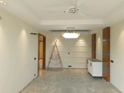 Living Room Image of 2400 Sq.ft 4 BHK Builder Floor for sale in DLF Phase 2 Gurgaon for Rs. 45000000