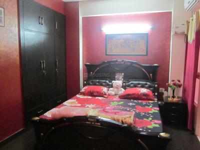 Bedroom Image of 1545 Sq.ft 3 BHK Apartment / Flat for sale in Mahagun Mascot, Crossings Republik Ghaziabad for Rs. 12100000