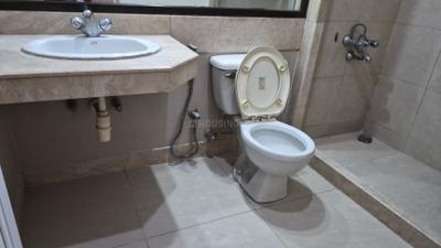 Image of 1800 Sq.ft 3.5 BHK Apartment / Flat for rent in Hiranandani Meadows, Thane West, Thane for Rs. 110000