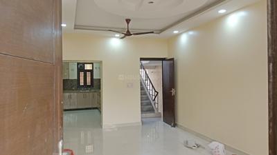Living Room Image of 1100 Sq.ft 2 BHK Builder Floor for rent in Janakpuri New Delhi for Rs. 35450