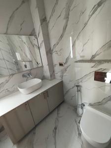 Bathroom Image of 3600 Sq.ft 4 BHK Independent House for rent in Sector 72 Noida for Rs. 70000