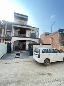 4 BHK Villa