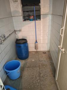 Bathroom Image of 600 Sq.ft 1 BHK Apartment / Flat for rent in Ayodhya Nagari Shinde Gardens, Bopodi Pune for Rs. 17000