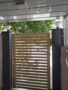 Kitchen Image of 1600 Sq.ft 3 BHK Apartment / Flat for sale in Shalimar Garden Ghaziabad for Rs. 8000000