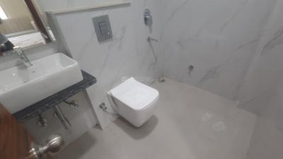 Bathroom Image of 600 Sq.ft 1 RK Builder Floor for rent in Sector 46 Gurgaon for Rs. 26000