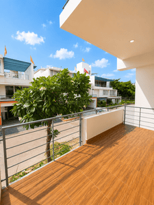 Balcony Image of 5500 Sq.ft 4 BHK Villa for sale in Kachana Raipur for Rs. 21500005