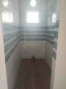 Bathroom Image of 900 Sq.ft 2 BHK Apartment / Flat for sale in North Dum Dum Bediapara Kolkata for Rs. 3000000