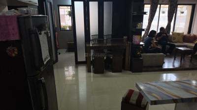 Kitchen Image of 1671 Sq.ft 3 BHK Apartment / Flat for sale in Pal Surat for Rs. 7800000