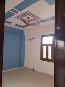 Bedroom Image of 1200 Sq.ft 2 BHK Builder Floor for rent in Beta II Greater Noida for Rs. 25000