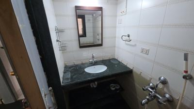 Image of 960 Sq.ft 2 BHK Apartment / Flat for rent in Surya Gokul Gagan, Kandivali East, Mumbai for Rs. 60000