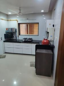 Kitchen Image of 2000 Sq.ft 3 BHK Apartment / Flat for rent in Althan Surat for Rs. 42000
