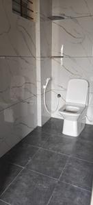 Bathroom Image of 450 Sq.ft 1 BHK Apartment / Flat for rent in Wilson Garden Bengaluru for Rs. 26000