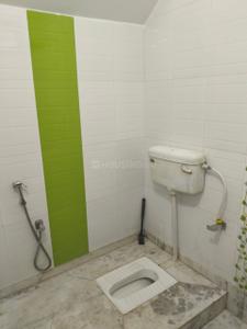 Bathroom Image of 1000 Sq.ft 2 BHK Builder Floor for rent in Ganga Nagar Rishikesh for Rs. 13000