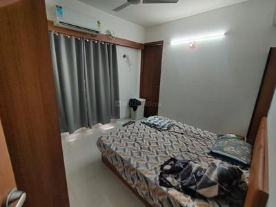 Bedroom Image of 1700 Sq.ft 3 BHK Apartment / Flat for rent in Motherland Magnate Lavish, Vaishno Devi Circle Ahmedabad for Rs. 40000