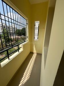 Balcony Image of 900 Sq.ft 2 BHK Apartment / Flat for rent in Kattankulathur Chennai for Rs. 15000