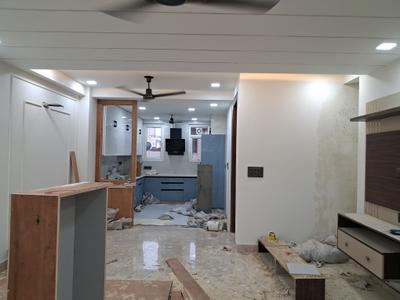 Living Room Image of 1350 Sq.ft 3 BHK Builder Floor for sale in Paschim Vihar New Delhi for Rs. 27500000