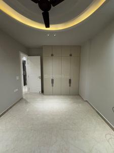 Bedroom Image of 1440 Sq.ft 3 BHK Builder Floor for sale in Rajouri Garden New Delhi for Rs. 26500000
