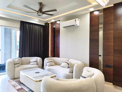 Living Room Image of 2450 Sq.ft 4 BHK Builder Floor for sale in Sector 45 Gurgaon for Rs. 32500000