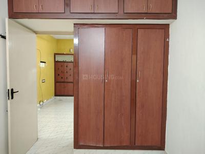 Bedroom Image of 1000 Sq.ft 2 BHK Apartment / Flat for rent in Kodambakkam Chennai for Rs. 24000