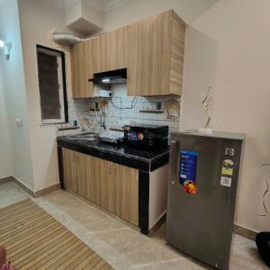 Kitchen Image of 1200 Sq.ft 1 RK Builder Floor for rent in Sector 51 Gurgaon for Rs. 30000