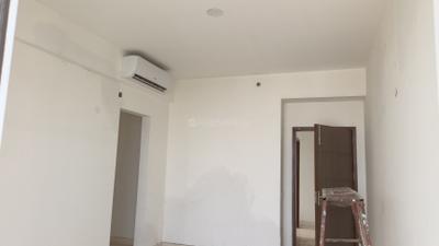 Bedroom Image of 2450 Sq.ft 4 BHK Apartment / Flat for sale in Puri Emerald Bay, Sector 104 Gurgaon for Rs. 35000000
